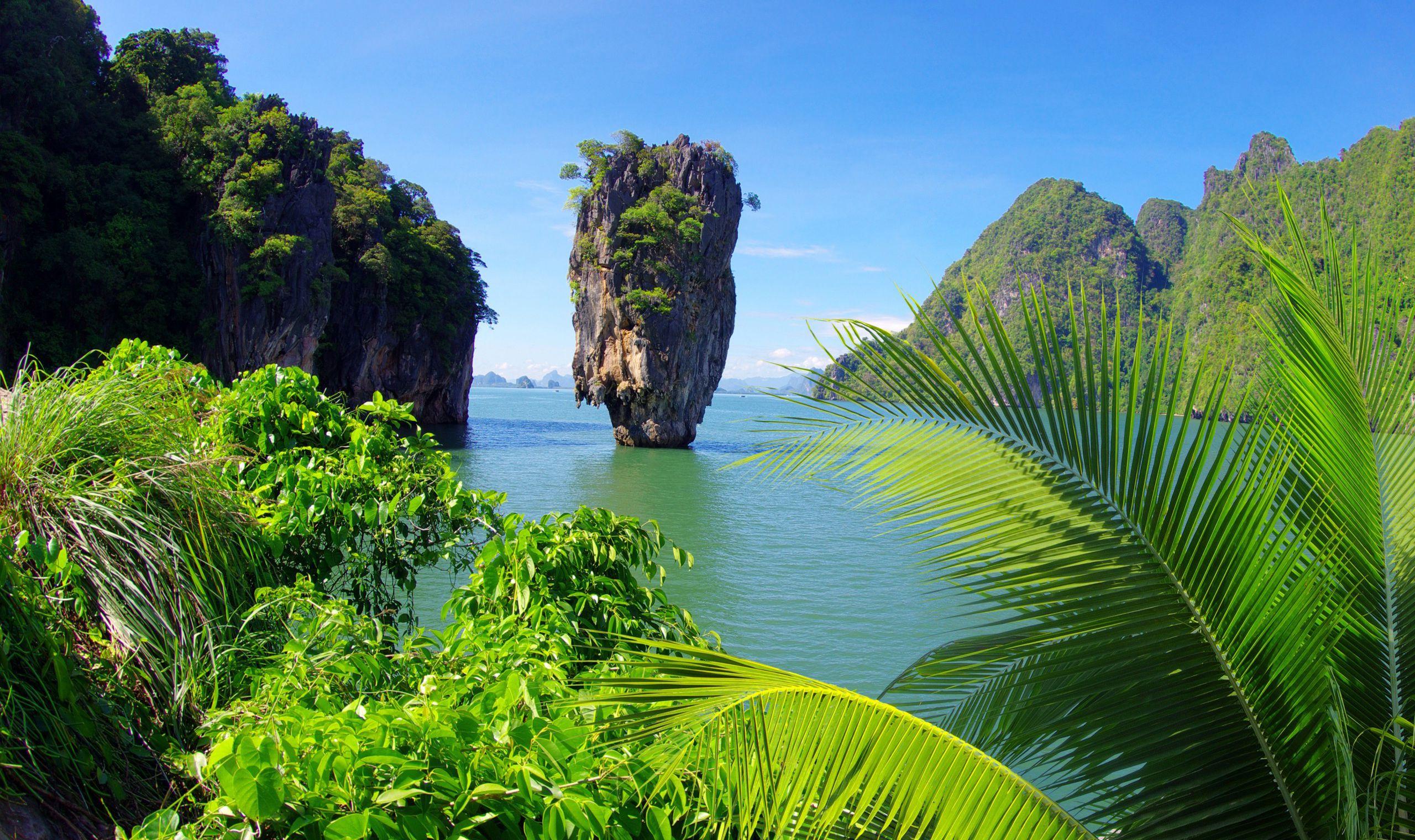 Amazing Facts About Russia: Snow Space & Surprising Culture